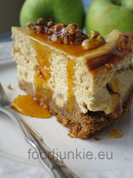 apple-cheesecake