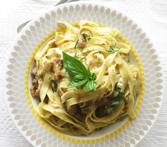 eggplant-tagliatelle-top