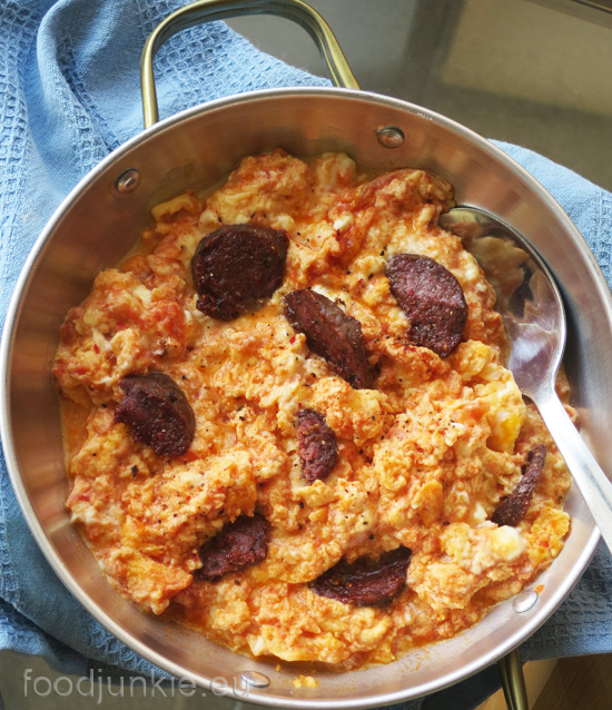 eggs-with-spicy-sausage-web2
